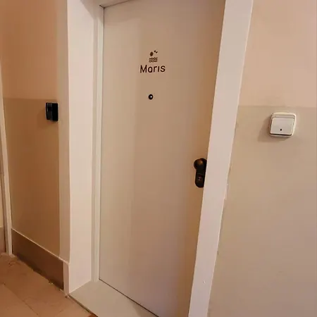 Maris - In Historical Center Of דירה *