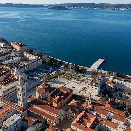 Maris - In Historical Center Of דירה