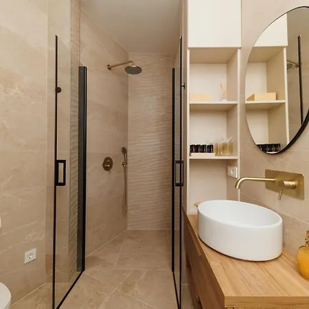 Maris - In Historical Center Of דירה זאדאר