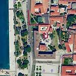 Maris - In Historical Center Of * Zára