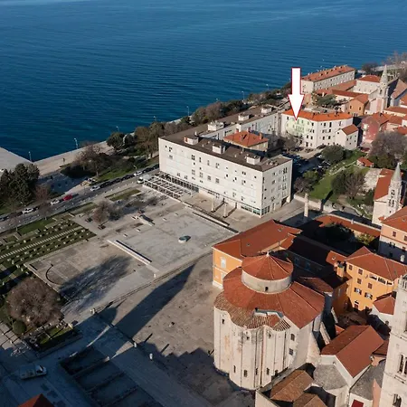 Maris - In Historical Center Of Zára
